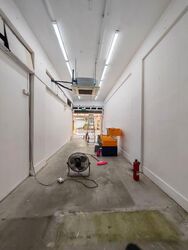 Ang Mo Kio Avenue 8 (D20), Shop House #596244571